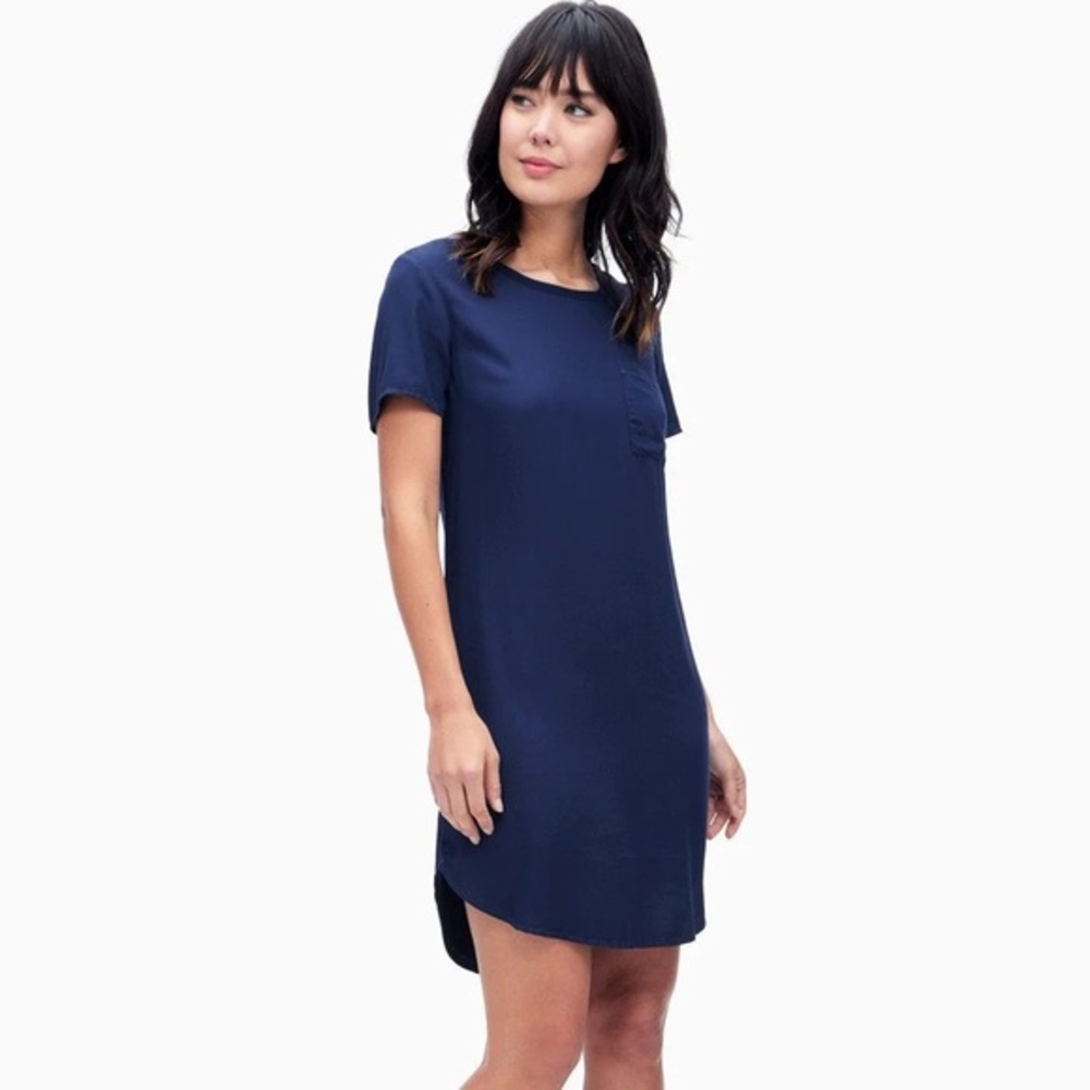 Splendid Scoop Neck Short Sleeve T-Shirt Dress in Navy - XS
